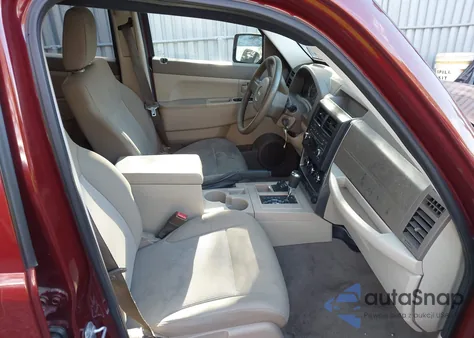 2008 Jeep Liberty Sport z USA, uszkodzony, nr VIN 1J8GN28K38W270522